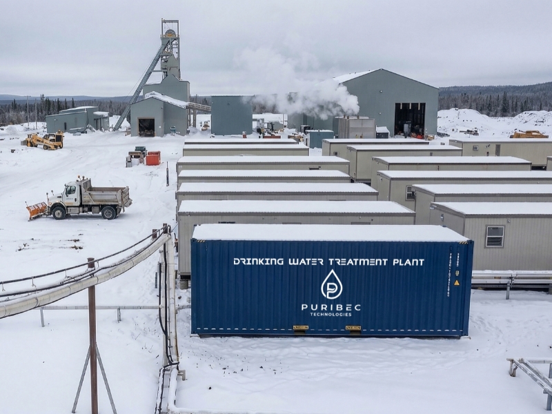 Atmospher PES water treatment container for worker camps